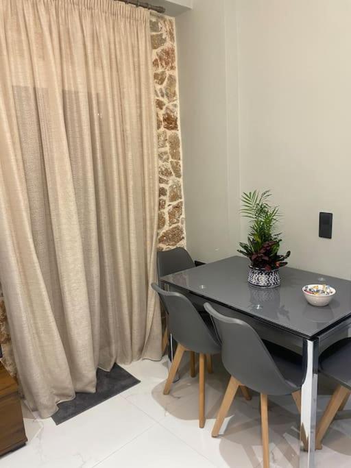 Apartmán Stone House 48 M Acharnes Exteriér fotografie